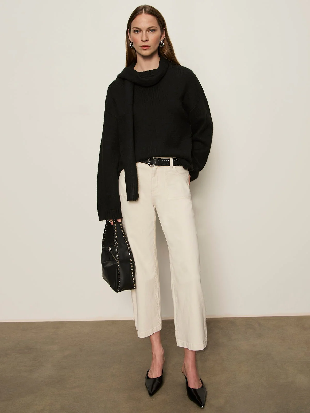 Go-To Sweater Black - Image 6