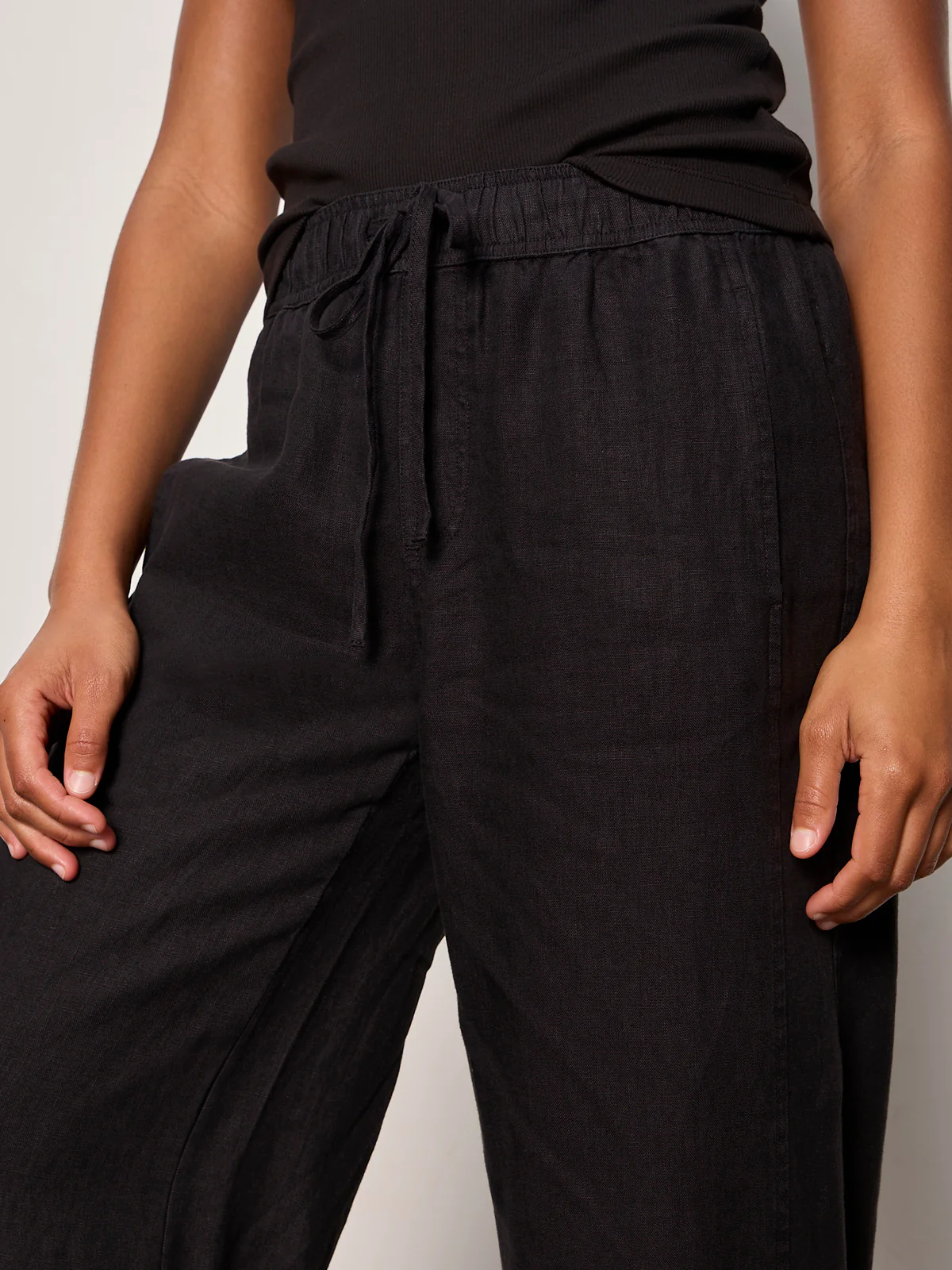 Melody Micro Linen Balloon Pant Black - Image 5