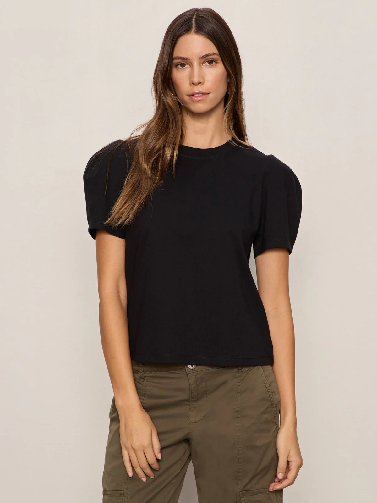 Pleated Tee Black - Image 3