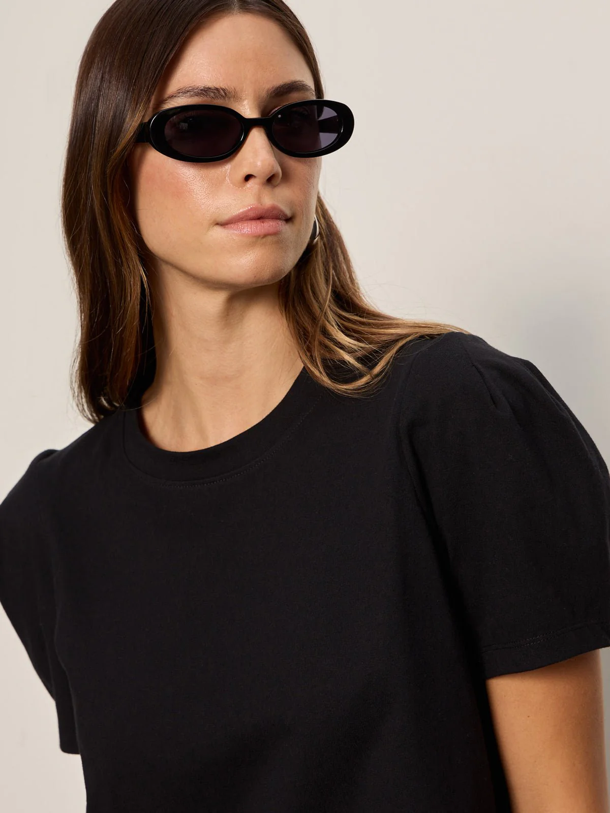 Pleated Tee Black - Image 5