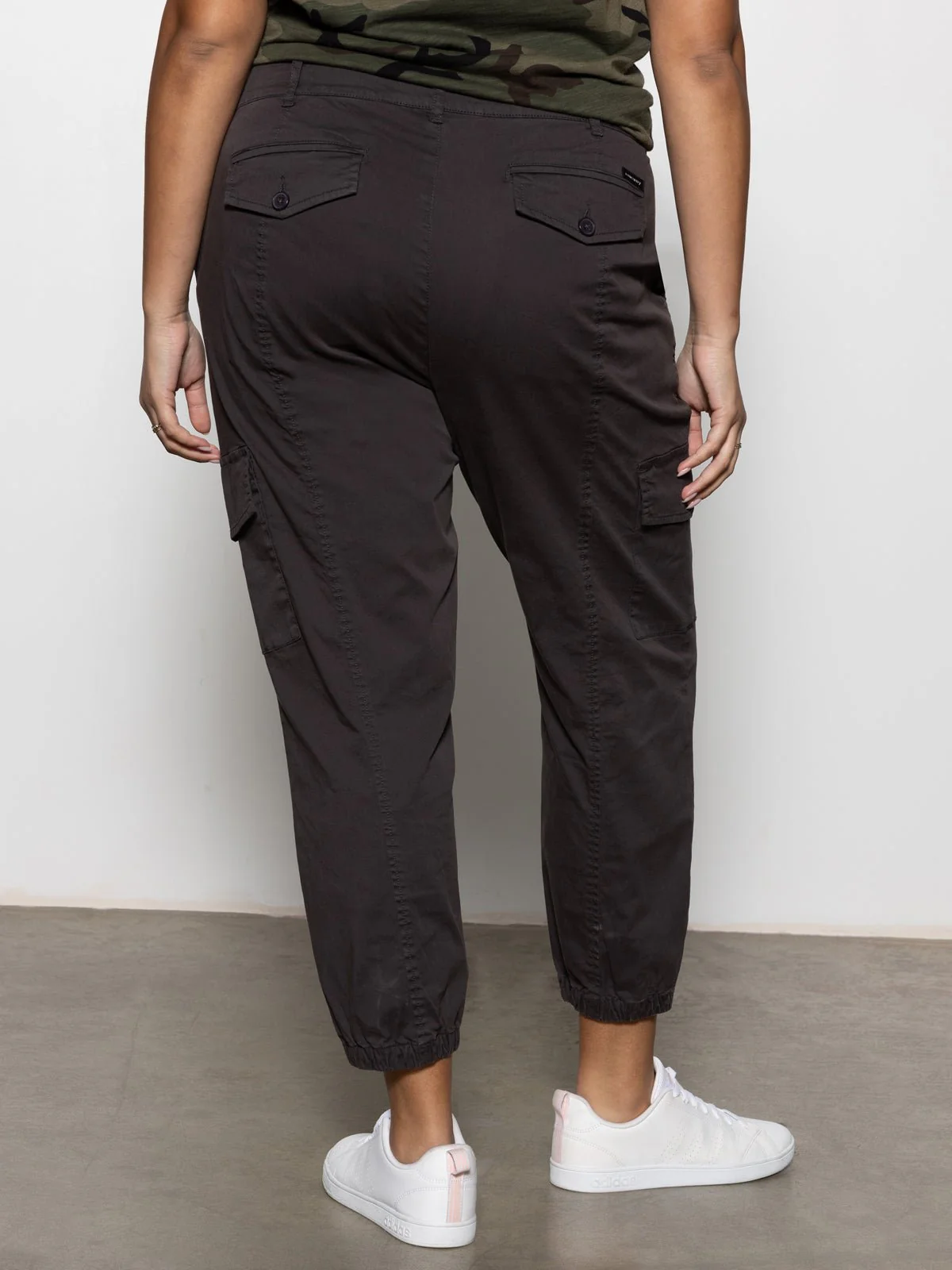 Rebel Standard Rise Pant Obsidian Extended Sizing - Image 3
