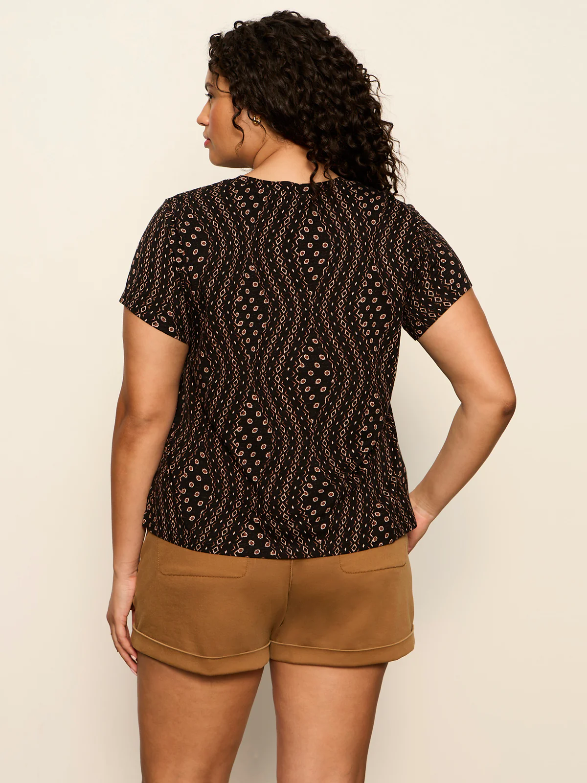 The Perfect Tee Rhythmic Extended Sizing - Image 3