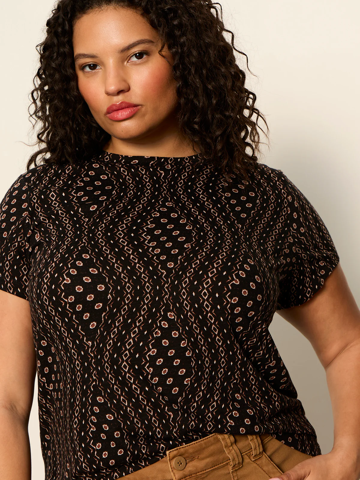 The Perfect Tee Rhythmic Extended Sizing - Image 4